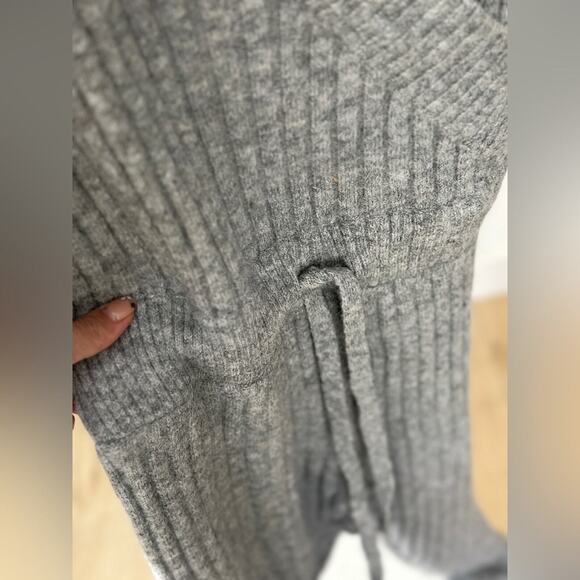 Central Park West Juniper Knit Jumpsuit in Heather Grey Long Sleeve L /NWOT - Picture 11 of 14